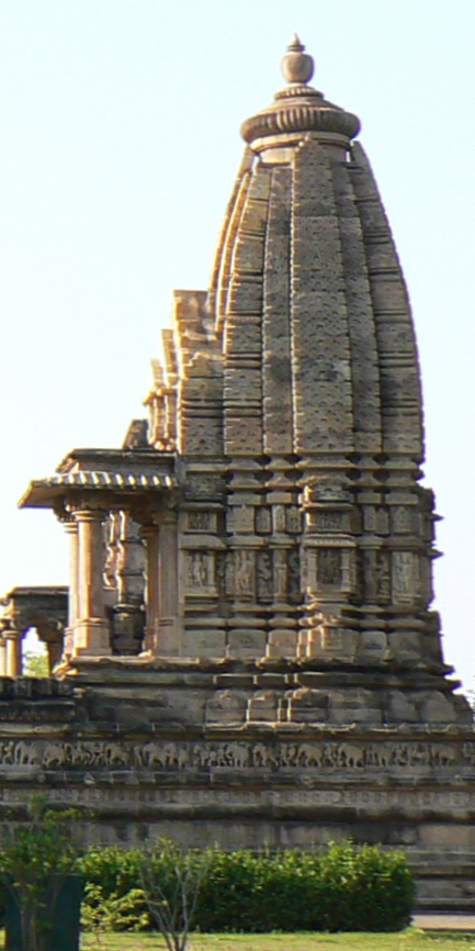 Khajuraho Lakshmana temple 10 stol